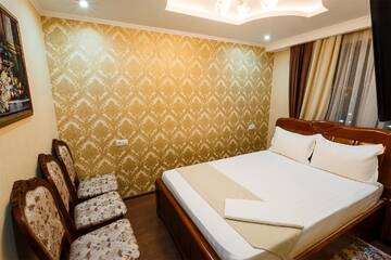 Фото номера Люкс с 2 спальнями Отель Salut Hotel Almaty г. Алматы 3