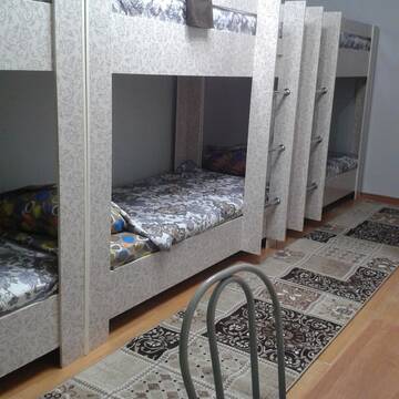 Фото номера Кровать в общем 6-местном номере Хостелы Hostel64 г. Алматы 4