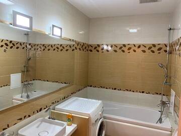 Фото номера Апартаменты с 3 спальнями Апартаменты Spacious flat in Al-Farabi avenue with big rooms г. Алматы 11