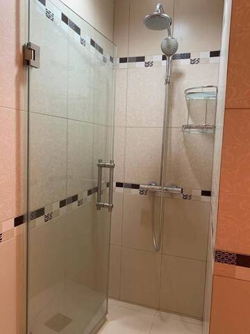 Фото номера Апартаменты с 3 спальнями Апартаменты Spacious flat in Al-Farabi avenue with big rooms г. Алматы 39