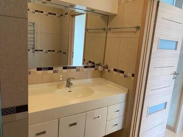 Фото номера Апартаменты с 3 спальнями Апартаменты Spacious flat in Al-Farabi avenue with big rooms г. Алматы 40