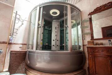 Фото Апартаменты Royal Apartments г. Алматы 5