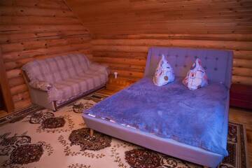 Фото номера Семейный полулюкс Хостелы Hostel SHYMBULAK г. Алматы 12