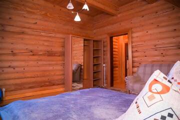 Фото номера Семейный полулюкс Хостелы Hostel SHYMBULAK г. Алматы 13