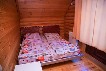 Фото номера Двухместный номер с 1 кроватью и балконом Хостелы Hostel SHYMBULAK г. Алматы 2