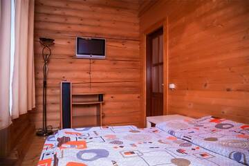 Фото номера Двухместный номер с 1 кроватью и балконом Хостелы Hostel SHYMBULAK г. Алматы 4