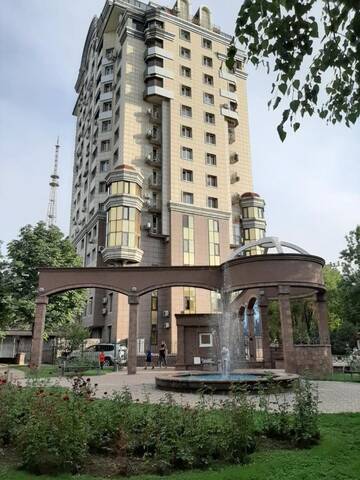 Фото номера Апартаменты с 1 спальней Апартаменты Luxury 3 bedroom apartment in upscale complex г. Алматы 7