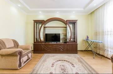Фото номера Апартаменты с 1 спальней Апартаменты 2×комнатная квартира г. Алматы 18