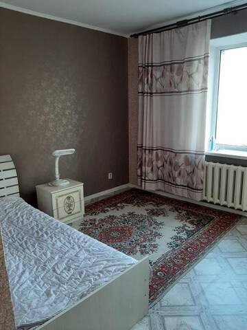 Фото Апартаменты 3 комнатная квартира г. Алматы 2