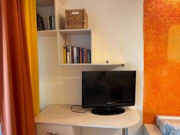 Фото Апартаменты Cozy, quiet apartment, great and convenient location г. Алматы 3