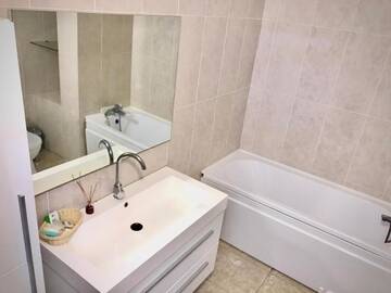 Фото номера Апартаменты с 1 спальней Апартаменты Samal Apartments г. Алматы 35