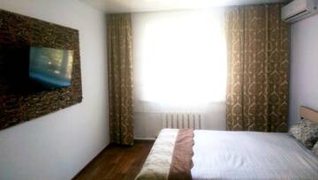 Фото Апартаменты Уютная квартира-студия в самом центре Алматы - Cozy studio apartment in the center of Almaty г. Алматы 2