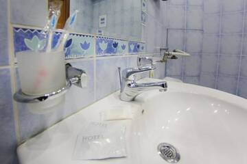 Фото номера Апартаменты с 1 спальней Апартаменты Курмангазы, 144 (Ауэзова) г. Алматы 65