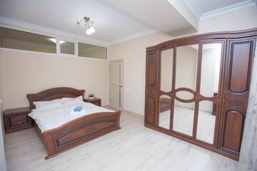 Фото номера Апартаменты с 2 спальнями Апартаменты Central Park Residence г. Алматы 27