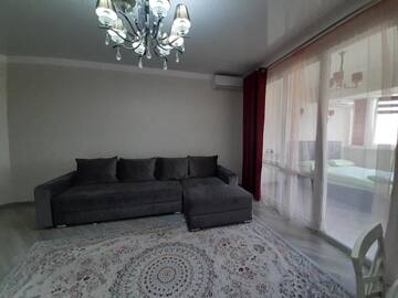 Фото номера Апартаменты с 2 спальнями Апартаменты 2 bedroom apartment г. Алматы 14