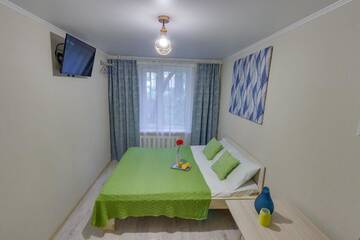 Фото номера Двухместный номер с 1 кроватью Апарт-отели YourHouse микрорайон 1, дом 76 - экономичнее квартиры, уютнее гостиницы г. Алматы 8