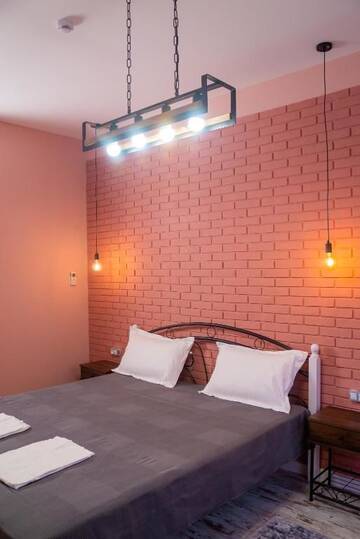 Фото номера Двухместный номер с 2 отдельными кроватями Отель Hi hotel г. Алматы 8