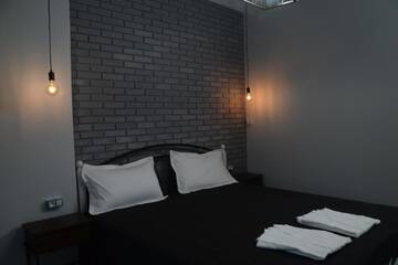 Фото номера Двухместный номер с 2 отдельными кроватями Отель Hi hotel г. Алматы 6