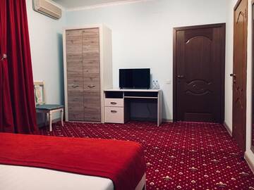 Фото номера Двухместный номер с 1 кроватью Отели типа «постель и завтрак» DAISEZ hotel г. Алматы 2