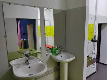Фото номера Общий номер для женщин с 8 кроватями Хостелы Хостел, Спорт хостел г. Алматы 9