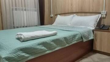 Фото номера Двухместный номер с 1 кроватью Отель Bal-Meyir Almaty г. Алматы 10