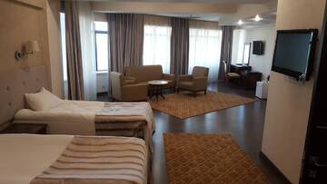 Фото номера Полулюкс Отель Grand Aiser Hotel г. Алматы 5