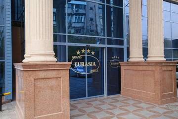 Фото номера Улучшенный одноместный номер Отель Гранд отель Евразия г. Алматы 9