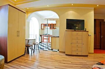 Фото номера Апартаменты-студио с балконом: ул. Желтоксан, 78 Апартаменты Lessor Apartments г. Алматы 4