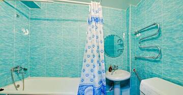 Фото номера Апартаменты с балконом: ул. Желтоксан, 78 Апартаменты Lessor Apartments г. Алматы 4