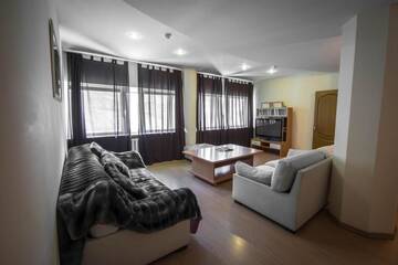 Фото номера Улучшенный люкс Курортные отели Shymbulak Resort Hotel г. Алматы 3