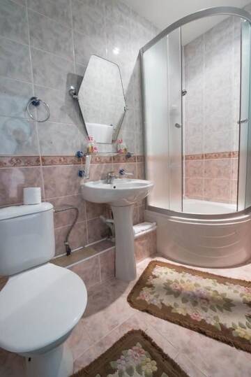 Фото номера Улучшенный люкс Курортные отели Shymbulak Resort Hotel г. Алматы 7