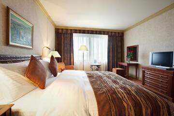 Фото номера Номер «Интерконтиненталь Клуб» с кроватью размера «king-size» Отель InterContinental Almaty г. Алматы 4