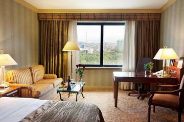 Фото номера Номер «Интерконтиненталь Клуб» с кроватью размера «king-size» Отель InterContinental Almaty г. Алматы 6