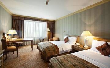 Фото номера Двухместный номер Делюкс с 2 отдельными кроватями Отель InterContinental Almaty г. Алматы 9