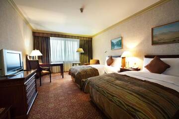Фото номера Двухместный номер Делюкс с 2 отдельными кроватями Отель InterContinental Almaty г. Алматы 14