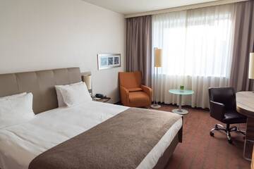 Фото Отель Holiday Inn Almaty г. Алматы 2
