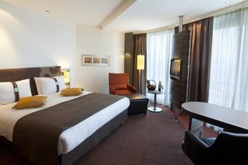 Фото номера Полулюкс Отель Holiday Inn Almaty г. Алматы 4