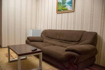 Фото номера Люкс &quot;Комфорт&quot; Отель Astana Hotel г. Алматы 4