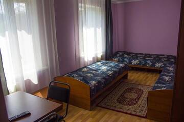 Фото номера Односпальная кровать в общем номере Отель Hotel Tahar г. Алматы 2