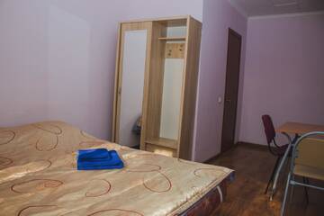 Фото номера Стандартный двухместный номер с 1 кроватью Отель Hotel Tahar г. Алматы 3