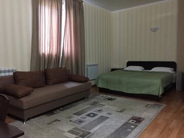 Фото номера Двухместный номер «Комфорт» с 1 кроватью Хостелы Almaty Five Seasons Hotel&amp;Hostel г. Алматы 2