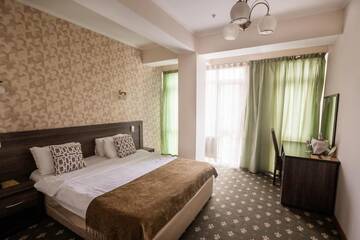 Фото номера Стандартный двухместный номер с 1 кроватью Отель Отель Golden Palace г. Алматы 12