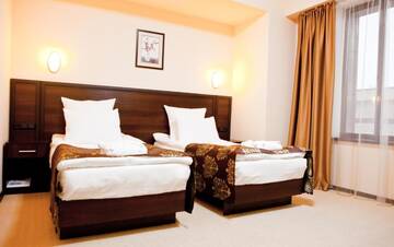 Фото номера Mini Double Room with Two Single Beds - Non-Smoking Отель Отель Best Western Plus Atakent Park г. Алматы 6