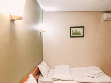 Фото номера Стандартный двухместный номер с 2 отдельными кроватями Отель Grushevy Hospitality Boutique г. Алматы 5