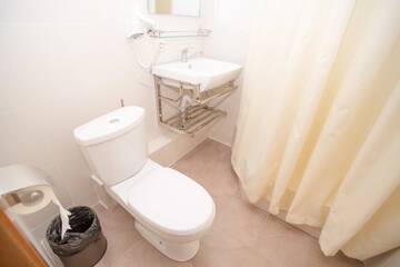 Фото номера Люкс с балконом Отель Grushevy Hospitality Boutique г. Алматы 3