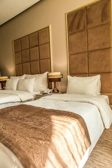 Фото номера Семейный номер Отель Grand Sapphire Hotel г. Алматы 2